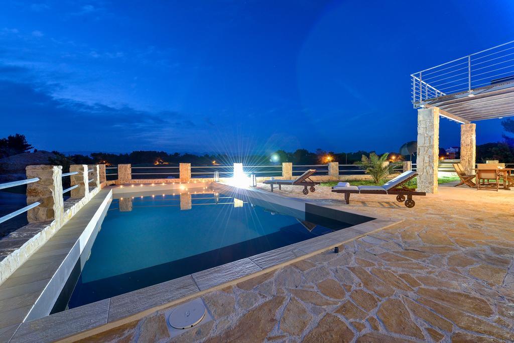 Amazing Villa Ele Затон Экстерьер фото
