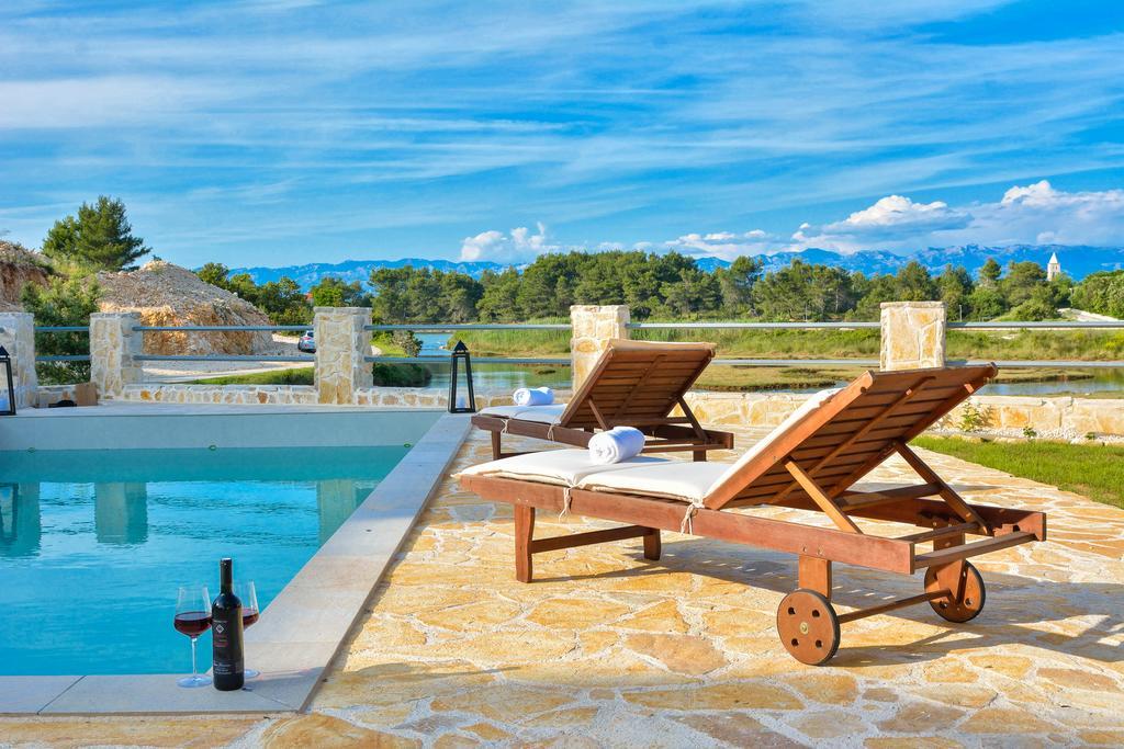 Amazing Villa Ele Затон Экстерьер фото