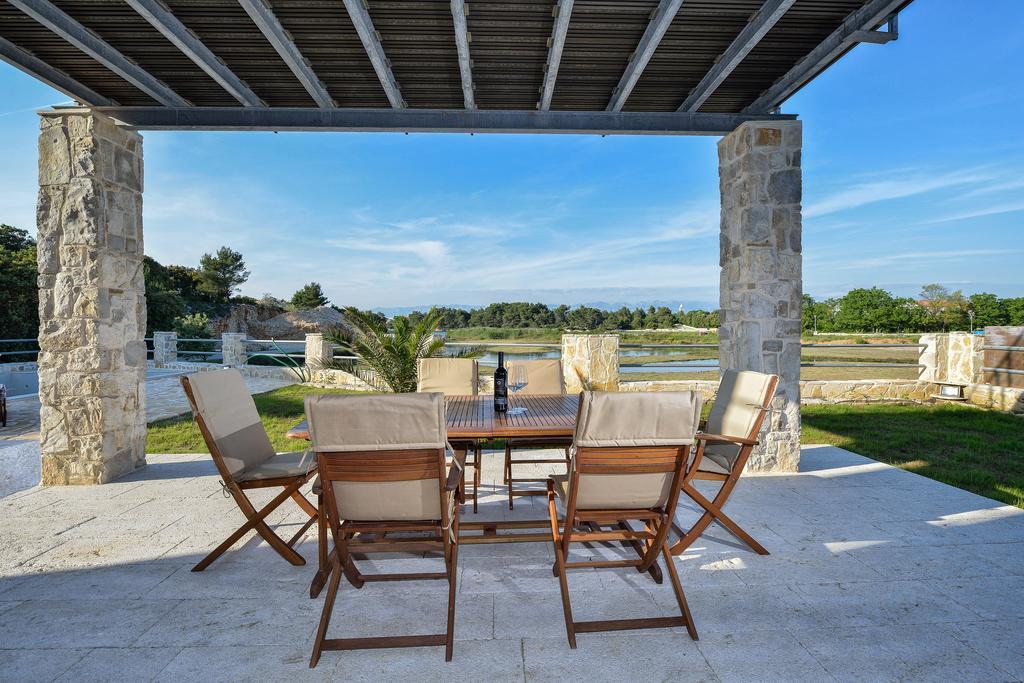 Amazing Villa Ele Затон Экстерьер фото