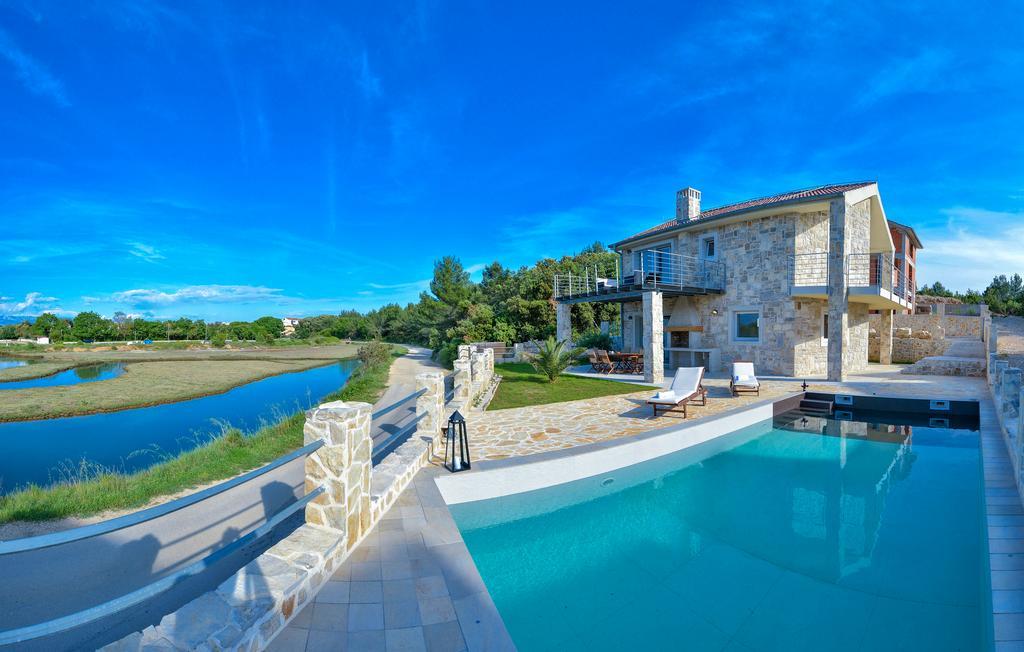 Amazing Villa Ele Затон Экстерьер фото