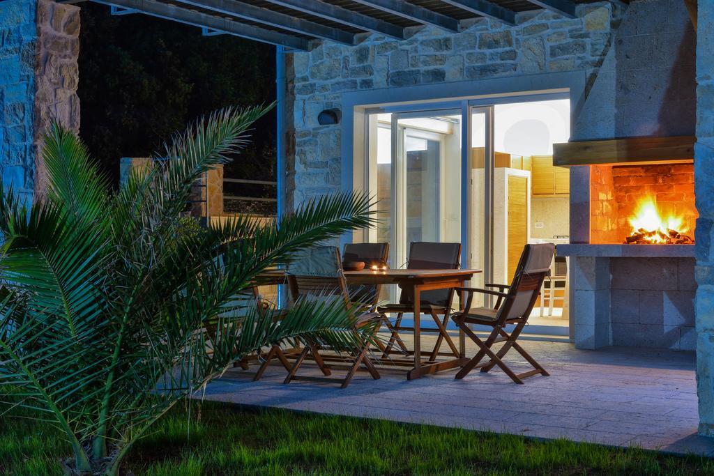 Amazing Villa Ele Затон Экстерьер фото